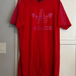 🆕 Adidas x Marimekko Red and Pink T-Shirt dress